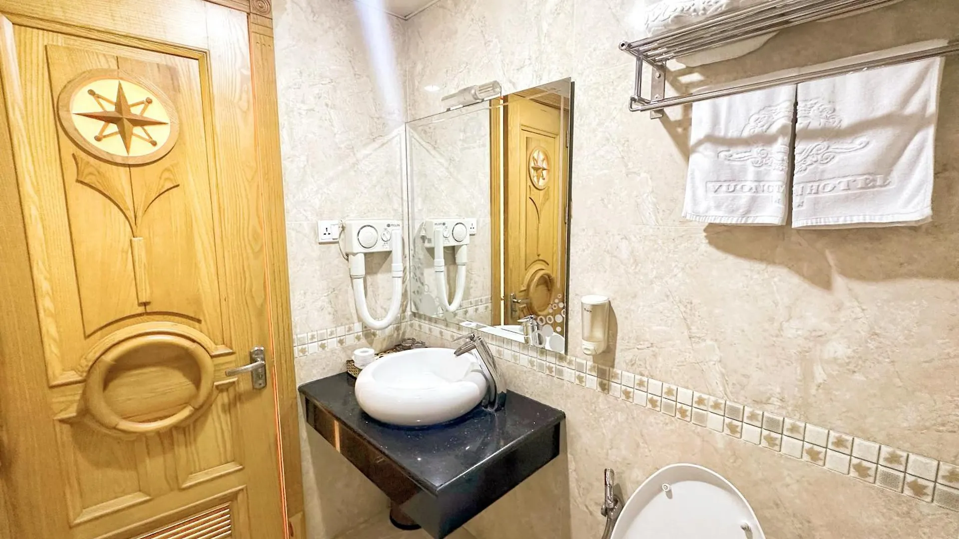 Vuong Tai Hotel Ho Chi Minh City 2*,  Vietnam
